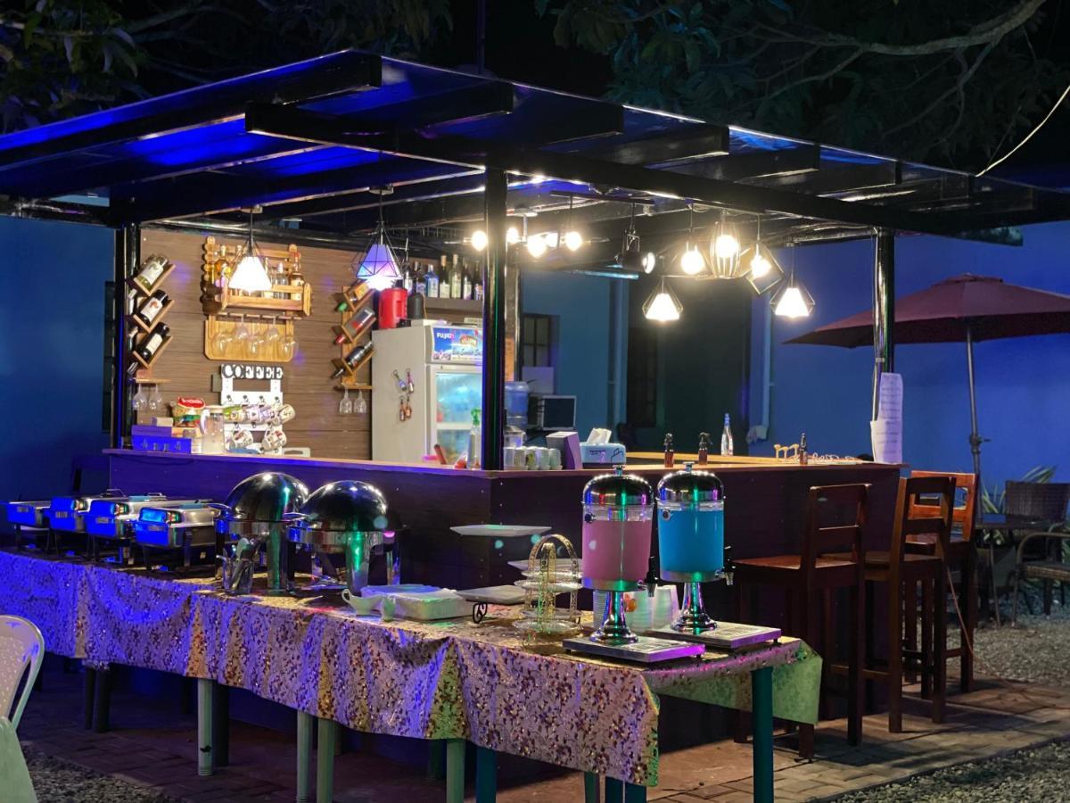Blue Summer Suites & Restaurant Bingag エクステリア 写真